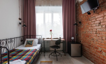 8 - ИЯФ (Одноместный стандартный номер - Single room) в Academ Inn