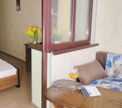 3х местный комфорт с видом на столовую и территорию отеля в Эргес