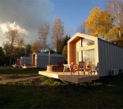 Четырёхместный Барнхаус с видом на озеро в ЭкоPort на Отрадном