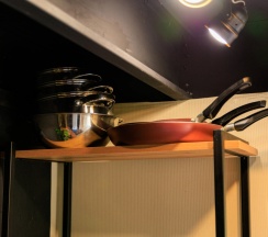 Студия с балконом и с красивым видом из окна в Японский домик