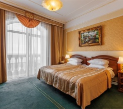 Номер 1-ой категории с видом на море и балконом в Grand Palace