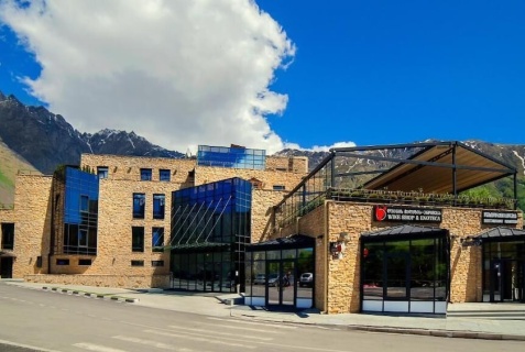 Степанцминда (Казбеги): Отель Porta Caucasia Kazbegi