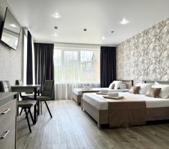 Трехместная комната комфорт в Корнилофф от Травел Хотелс Антураж