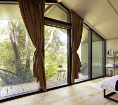 Бунгало в Polyana Glamping