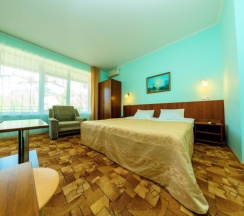 1 комнатный улучшенный в коттедже в Ява