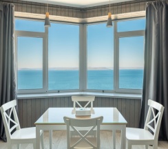 Люкс Infinito с панорамным видом на море, Тигровая 16A в Panorama Suites Group