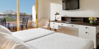 Салоу: Отель H10 Salou Princess