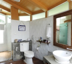 Номер Standard Пентхаус в Vartika Resovilla KuiBuri Beach Resort and Villas