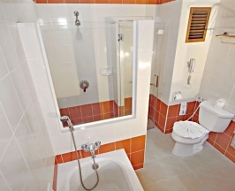 Трёхместный номер Superior в Lek Villa
