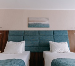 Двухместный номер Делюкс с видом на море 2 отдельные кровати в Grand hotel Anapa