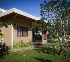 Семейное бунгало в Maikhao Home Garden Bungalow