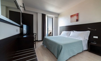Двухместный номер Classic с балконом двуспальная кровать в Alisei Palace Hotel