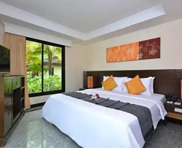 Люкс Executive рядом с пляжем в Panwa Beach Resort Phuket