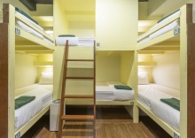 Кровать в общем номере (женский номер) в Suneta Hostel Khaosan