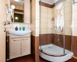 2 комнатный номер с миникухней в Venezia