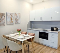 Бизнес-класс в Sky Club Apartments