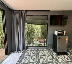 Одноместная студия с видом на сад в Ton Pling Khao Lak Villa