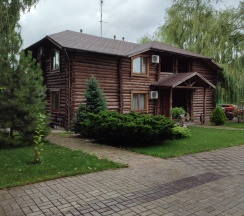 2-комнатный номер полулюкс семейный с 1 двуспальной кроватью в Хуторок