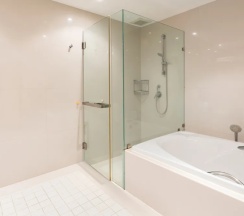 Двухместный люкс Royale двуспальная кровать в Mom Tri's Villa Royale