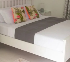 Апартаменты Deluxe c 1 комнатой с балконом в East Horizon Self-Catering