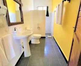Трёхместный номер Luxury в Paradise Beach Resort