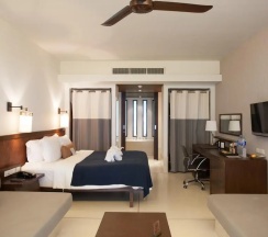 Номер Premier в Southsea Khaolak Beach Resort