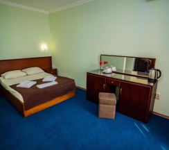 Двухместный полулюкс двуспальная кровать в Арбика