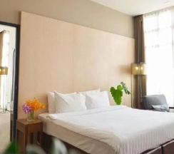 Номер Standard c 1 комнатой в Grand Howard Hotel Bangkok