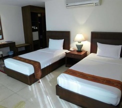 Двухместный номер Superior с балконом 2 отдельные кровати в De Arni Hotel Bangkok