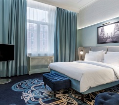Люкс Президентский с двуспальной кроватью в Cosmos Selection Saint-Petersburg Nevsky Royal Hotel