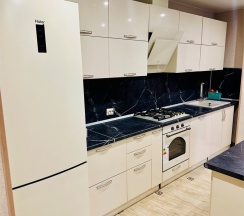 Трехкомнатный Люкс в Roza vetrov