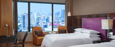 Клубный люкс в Renaissance Bangkok Ratchaprasong Hotel