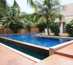 Вилла с 3 комнатами в VIP Chain Resort Pool Villa