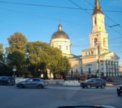 Апартаменты с 2 комнатами с красивым видом из окна в Квартира в премиальном доме в центре