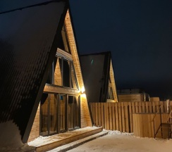 A-frame house в Природа