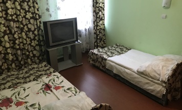 Стандарт трехместный в Апрель