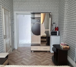 Стандартный номер с полутороспальной кроватью в Советский