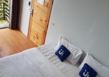 Номер Deluxe с видом на бассейн в Us Hostel