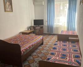 Четырёхместный номер Standard с балконом в Райское гнёздышко