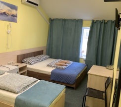 Стандартный трехместный номер в Янрус