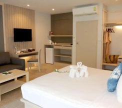 Двухместный семейный номер Deluxe с балконом (двуспальная кровать) в Palm Galleria Resort