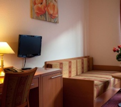 Трёхместный номер Standard в Hotel Orion Berlin
