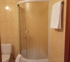 Двухместный семейный номер Comfort 2 отдельные кровати в В гостях у Танечки