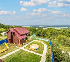 Двухместный номер Deluxe рядом с пляжем двуспальная кровать в Ласточкин дом