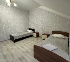 Стандартный трехместный номер в Николаевский