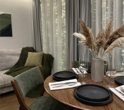 Дом «DOUBLE» с банным чаном на террасе в Luxe House