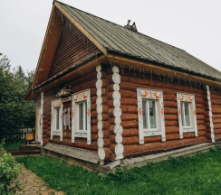 Большая Изба "Арамильская" с русской печью, беседкой, мангал в Парк сказов