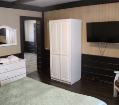 Коттедж - DeLuxe 8 мест в Покровское