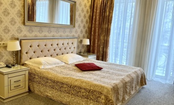 Стандарт + с балконом в Royal palace
