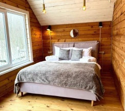 Большой Барнхаус Хьюз в Вазуза Лав